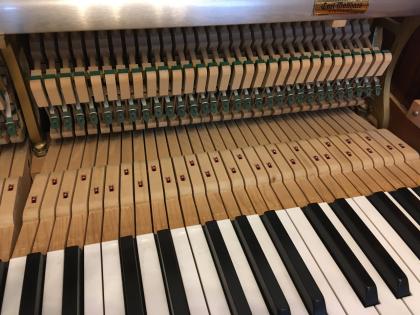 GROTRIAN-STEINWEG Klavier