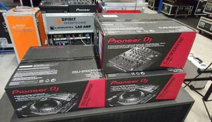 DJ-Mixer und DJ-Controller Pioneer Rane Denon Numark Allen Heath und andere