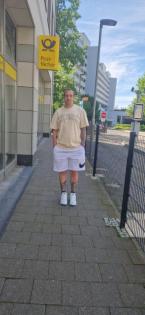 Suche nette Damen und Pärchen die sich evtl treffen möchten