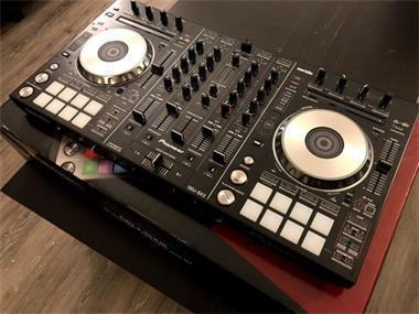 Yamaha Tyros 5 Pioneer DJ CDJ 2022 Korg PA4X
