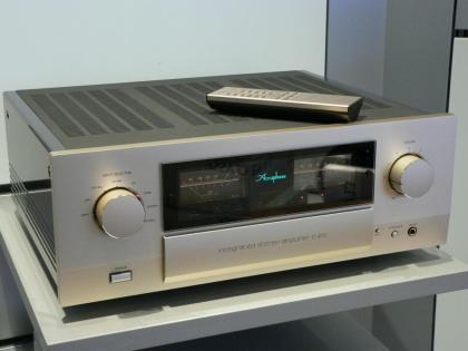 Accuphase E-450 Vollverstärker mit DAC-40 Digitalmodul D/ A-Wandler / Topzusta