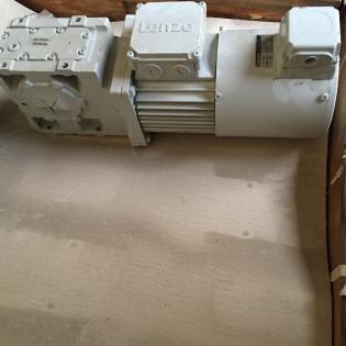 Ankauf von Elektromotoren Getriebemotoren Demag Kräne Kugellager Wasserpumpe