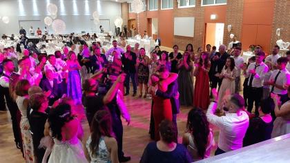 Italienische deutsch Internationale live musik band und DJ.