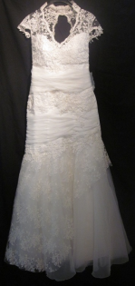 Romantisches Brautkleid mit Spitze und Pailletten Größe 38 S/M