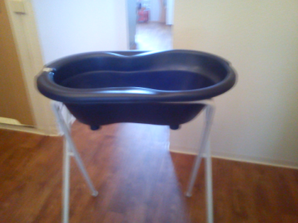 Verkaufe badewanne mit gestell