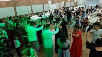Italienische deutsch Internationale live musik band und DJ.