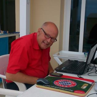 Nachhilfe über Skype in Rechnungswesen Deutsch Mathe Englisch und IT
