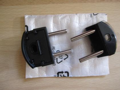 Genos 1 Notenständer mit Halterungen originalverpackt