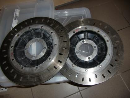 Ein Satz Bremsscheiben für Doppelscheibe R65 - R80 2 Scheiben R100RS/RT ab 8/8