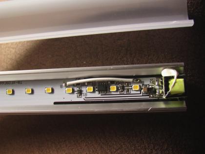 LED Röhren Licht mit 66 LEDs 90cm NEU