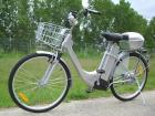 Luxus Elektro- Cityfahrrad 26 Zoll mit 250W Motor Inklusive Korb und Topcase