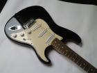 Squier Bullet Strat Schwarz inkl. Gigbag Saiten