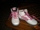 Nike Schuhe 2 Paar NIKE NIKE NIKE ZU VERKAUFEN